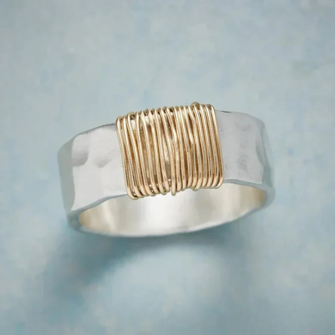 Vintage Golden Threads Silver Ring