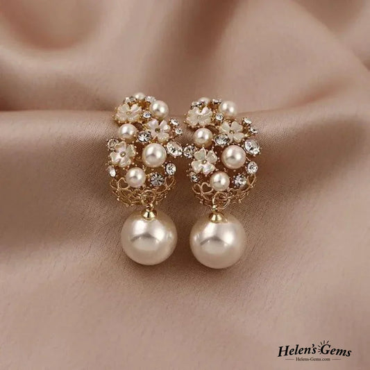 Elegant Flower Pearl Earrings